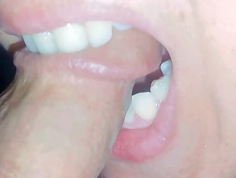 Desi gf gets tempted by her Pakistani homie & penetrates rock hard for a cream-colored facial money-shot