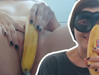 German Teenager Poon gets her snatch ravaged rigid in banana by a Desi hairy man!