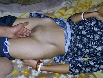 Indian village mega-bitch's first-ever time with a hefty dicked dude: Desi Scrounger rod-squashing fuckbox gets rigid-nailed here homemade v