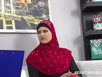 See this COUGAR lawyer beseech a hijab-dressed in arabic expensive for a hard-core fellatio