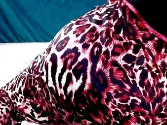 Hoda Arab, eradicate affect hot wife, gets her tight exasperation drilled hard in blue-pencil MILF pipedream