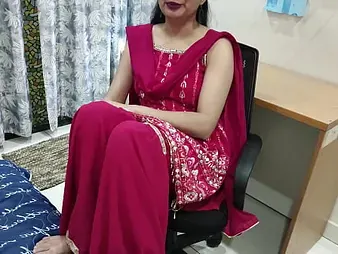 Desi bhabhi devar gets her tight pussy stretched by step-brother-in-law's manstick to the fullest extent a finally he watches