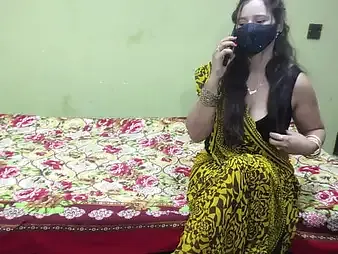 Rukhsanahub's scorching step-sista Rukhsana1 gives the brush dude a fleshy trunk in a Pakistani butt