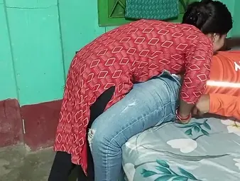 Desi SexCreator and her BEAU work extinguished exposed to a molten delivery man's giant manstick in Hindi audio