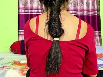 Desi Aunty gets their way yummy disavow gobbled and crammed close by jism