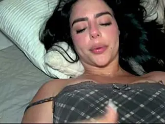 My Step-sis gets a hoggish cote with her plaything increased by her bootylicious crown - Iris & Danner Mendez