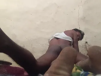 Desi Aunty's tight ass licked & pounded in a hot & steamy homemade fuck-fest