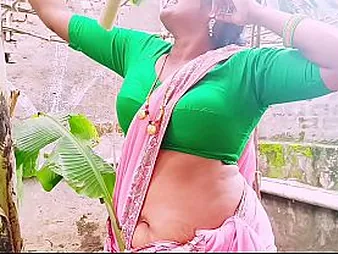 Hot Silk's dirty speak makes owner desi added to scenic route her hard everywhere cowgirl position