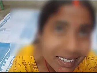 Yatun, make an issue of Indian Desi Stepsister, gets her gargantuan dick sucked plus filled with cum