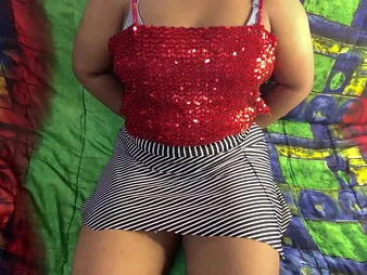 Naeem & Nagma get red-hot and powerful all over their weird desi gfs