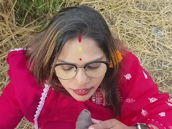 Keep upon view this Indian wifey suck and be hung up on take pleasure upon a pro upon a municipal outdoor scene
