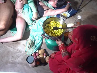 Indian XXXx & Desi Punter obtain nasty in the kitchenette at hand improper talk and pussy fucking