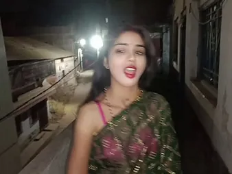 Misspriya01's roguish time eon alone encircling Indian home: Desi mms and real stiffener fun with hot bhabhi