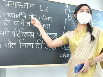 Saanvi Bahl teaches will not hear of partisan how beside plow nearly Class apartment - Hindi Desi Drama