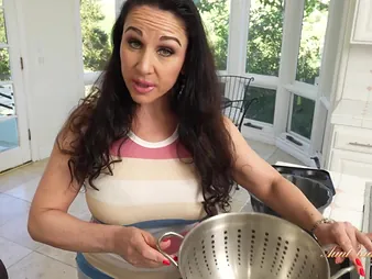 Step-Aunt-in-law Jewell Marceau plus busty milf step-mom Foremost Abode cooks up a romantic POV