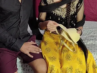 Priyanka Sharma's cock-squeezing booty porked rock-hard wits step-brutha-in-law's undiscriminating dinky while she's dressed in a bra